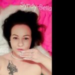 Syndy-Bella heiss und geil